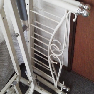 シングルベッドフレーム　折り畳みの画像