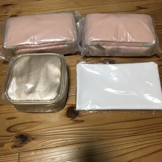 ポーチ  4個