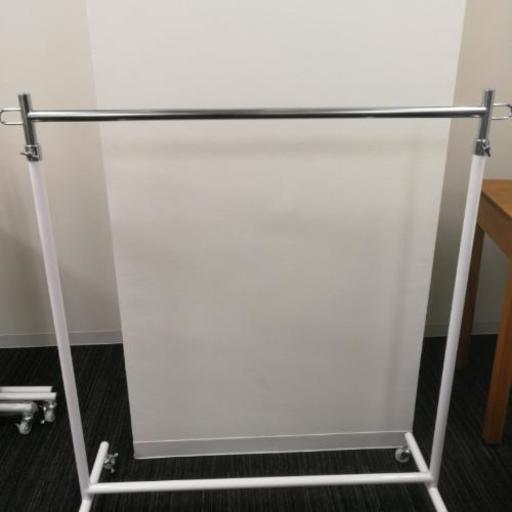 新品 白色 アイアンハンガーラツク