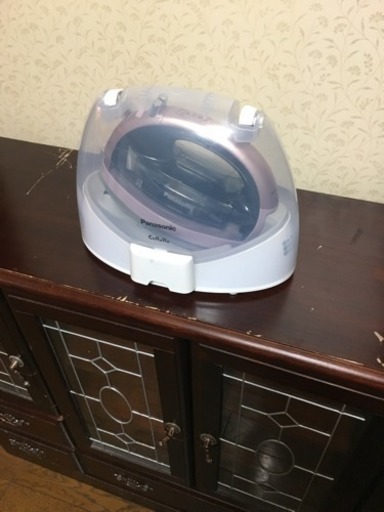 パナソニックのアイロンです 超美品