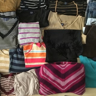 GAP 福袋 size S パンツ スカート カットソー ニット シャツ ジャケット etc 計 33点 まとめ売り  の画像