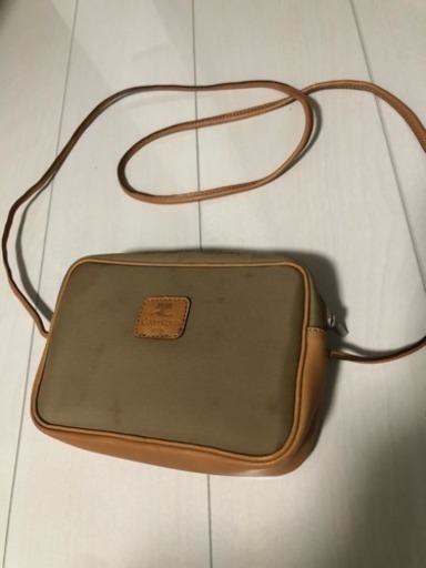 courregesクレージュショルダー難あり