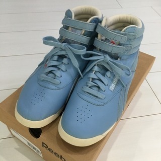 【未使用品】リーボック クラッシック ガストブルー 24.5cmの画像