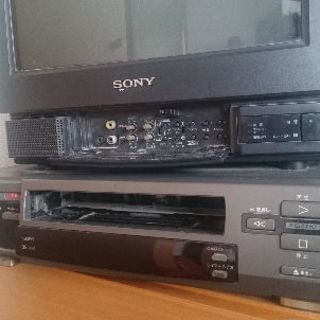 【ジャンク】ビデオデッキ(引き取りをお願いします。)の画像