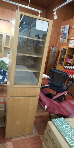 無印良品　1枚扉　スリム食器棚