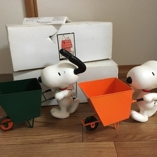 ★札幌市西区 未使用！プランター2つ スヌーピー 一輪車