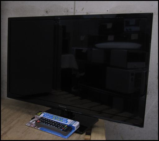 新生活！17280円 パナソニック 32型 液晶テレビ 2014年製 マルチリモコン付