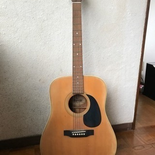モーリスのフォークギター