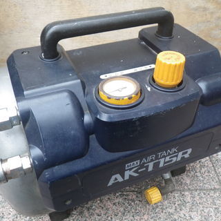 ■配達可■MAX エアーコンプレッサー　AK-615PⅡ　補助タンク　AK-T15R　セットの画像