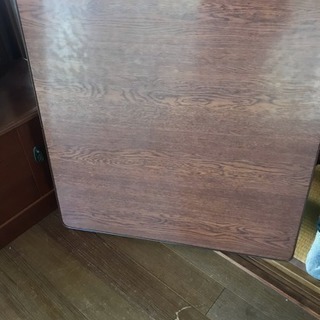 麻雀やトランプに！レトロなこたつの画像