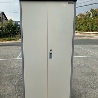 ☆中古品 イナバの物置 鍵付き 横900x奥750x高1870☆