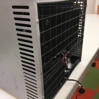 ジュージ工業電子冷却式小型冷蔵庫２１LCB-21SA