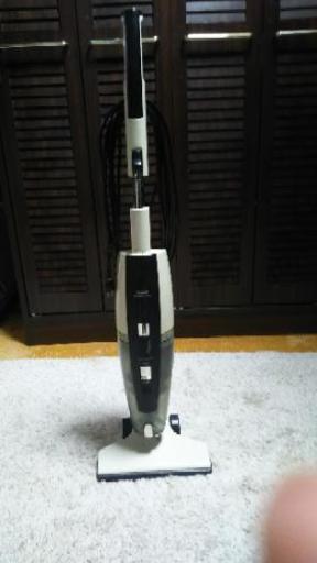 2012年製  スティック掃除機。