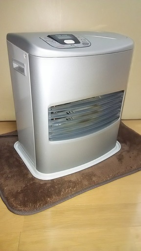 石油ファンヒーター　2000円