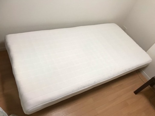 約半年使用、セミシングルベッド