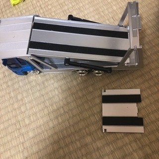 カーキャリー