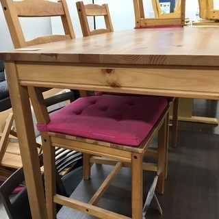 軽トラック1時間無料貸し出しあり！IKEAのダイニング5点セットの画像