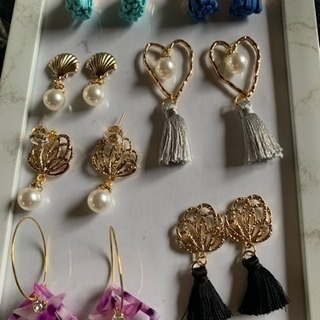 ハンドメイドピアス、イヤリング