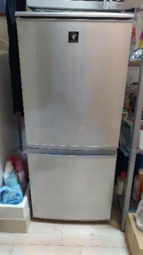 冷蔵庫 2012年製 シャープ　137L