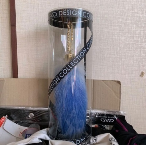 新品 D.A.D フォックスファークリスタルチェーンGD/ブルーグラデーション