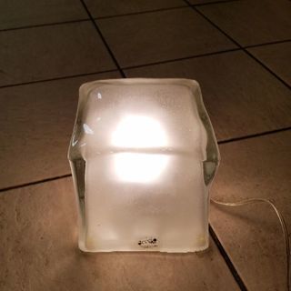 置型、照明の画像