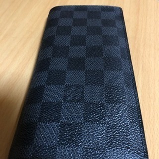 ルイヴィトン 長財布  黒ダミエ グラフィット オープン式