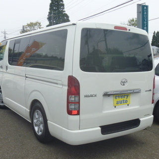 自社ローン承ります(審査がございます)☆0円車輌あり！！エブリーオート本店☆トヨタ☆ハイエース☆ロングスーパーGL☆2,000cc☆ローダウンの画像