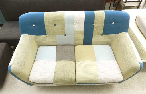 キレイ！　パッチワーク柄 二人掛けソファ ☆ PayPay(ペイペイ)決済可能 ☆ 札幌市 北区 屯田