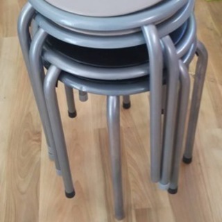 椅子 数種類の画像