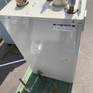 2012年製 長府 石油 瞬間給湯器 ボイラー 小型給湯器 IB-3864F の画像