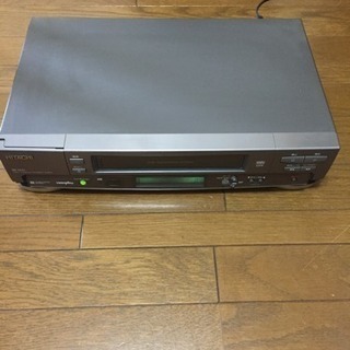 HITACHI VHS ビデオデッキ