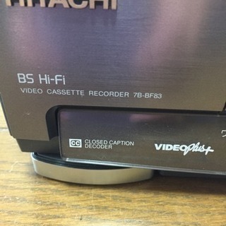 HITACHI VHS ビデオデッキの画像