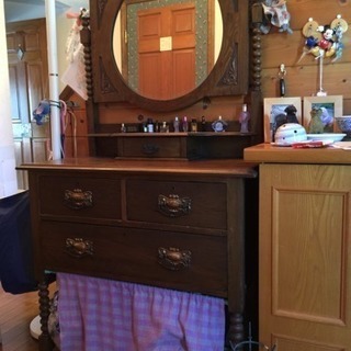 ドレッシング チェスト 欧州アンティーク家具の画像