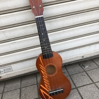ウクレレ