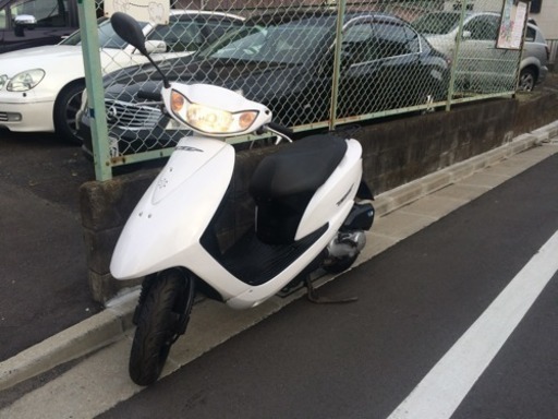 ホンダ AF68 DIO インジェクションモデル 白