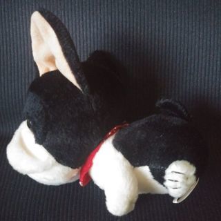 可愛らしいフレンチブルドックのぬいぐるみの画像