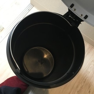 ごみ箱の画像
