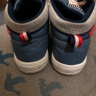 レインスニーカー22cmの画像