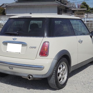 【車検：R2年5月迄】ミニ（総額：30万円）クーパー・ホワイトカラー・禁煙車※数台出品中！の画像