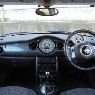 【車検：R2年5月迄】ミニ（総額：30万円）クーパー・ホワイトカラー・禁煙車※数台出品中！の画像