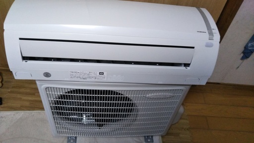 コロナ  冷暖房エアコン　CSH-N2218R(室内機）、C0N-N2218R(室外機)　2018年　美品