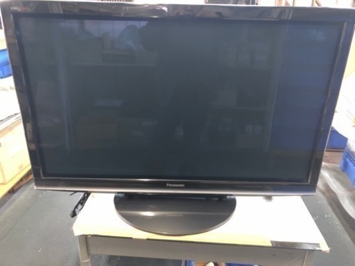 48インチ液晶テレビ