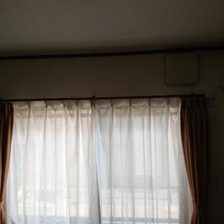 カーテンレール