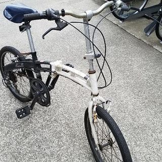 折りたたみ自転車　20インチ　差しあげます
