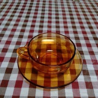 ガラスのティーカップ*中古*(下げました)