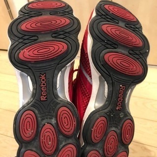 【使用感ありなので格安で】リーボック スニーカーの画像
