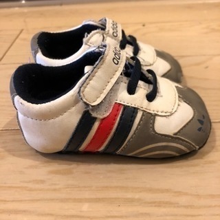 【お子様にいかがですか】アディダス スニーカーの画像