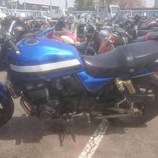 ☆人気車 カワサキZRX400♪