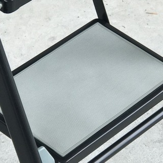 格安で！踏み台◇折りたたみ ステップ台 脚立◇3段式の画像