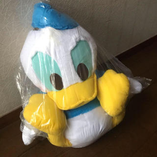 ドナルドダック ギガジャンボ赤いほっぺのぬいぐるみの画像